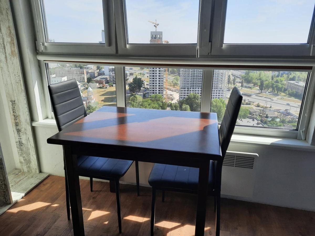 Sky Apartment Virmenska เคียฟ ภายนอก รูปภาพ