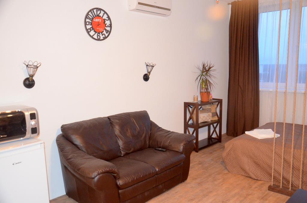 Sky Apartment Virmenska เคียฟ ภายนอก รูปภาพ